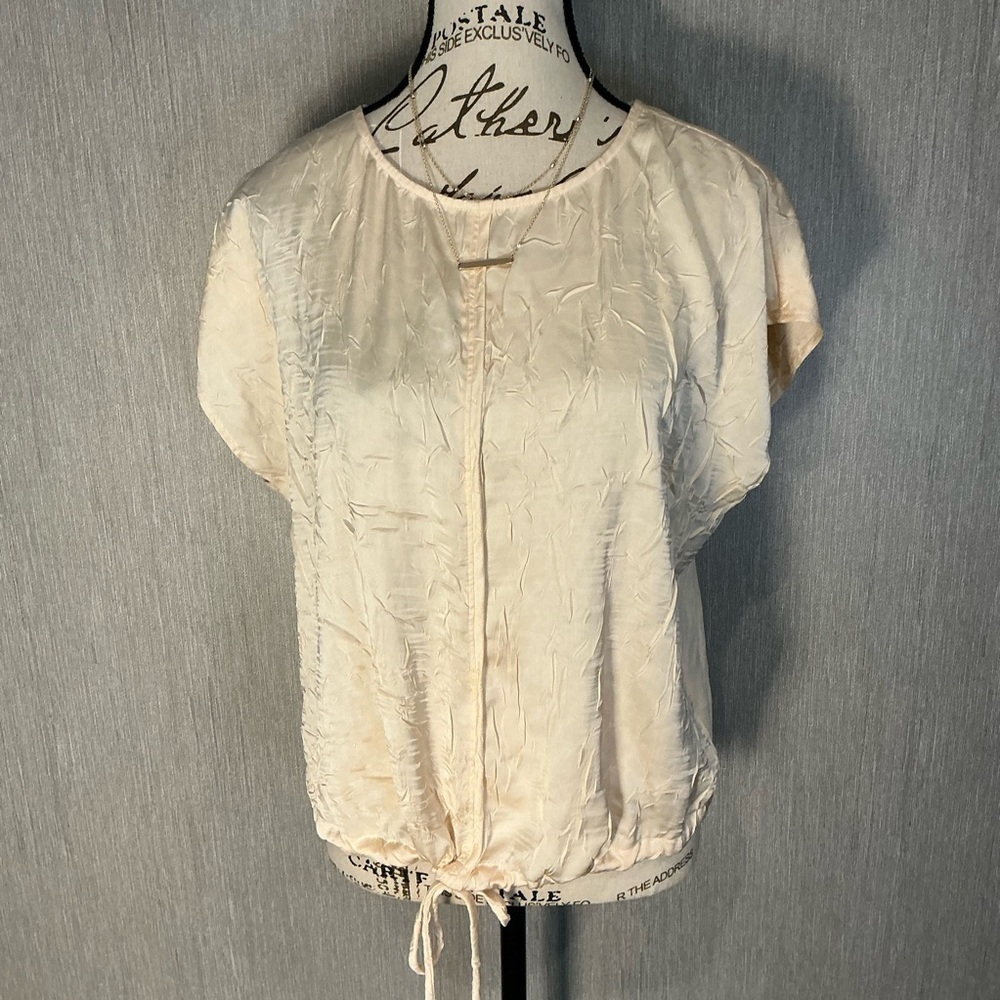 Worthington Cream Blouse with Drawstring Size Medium - Picture 8 of 9